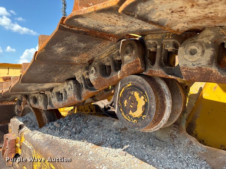 image for item EM0567 2013 Komatsu D51EX dozer
