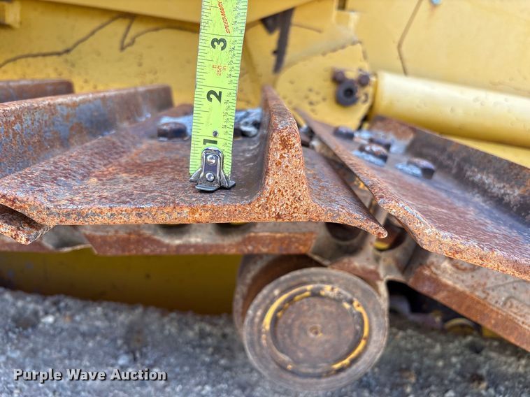 image for item EM0567 2013 Komatsu D51EX dozer