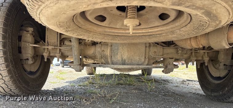 image for item EM0568 2019 Ford F250 Super Duty Crew Cab pickup truck