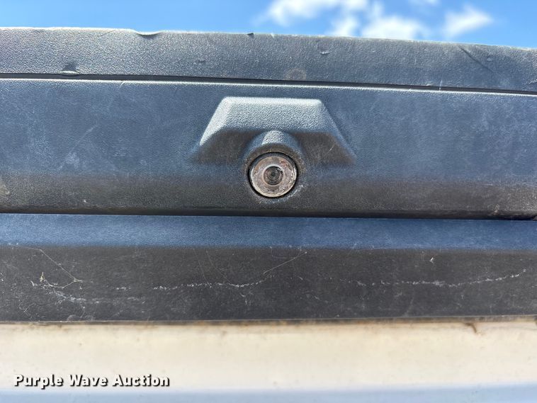 image for item EM0568 2019 Ford F250 Super Duty Crew Cab pickup truck