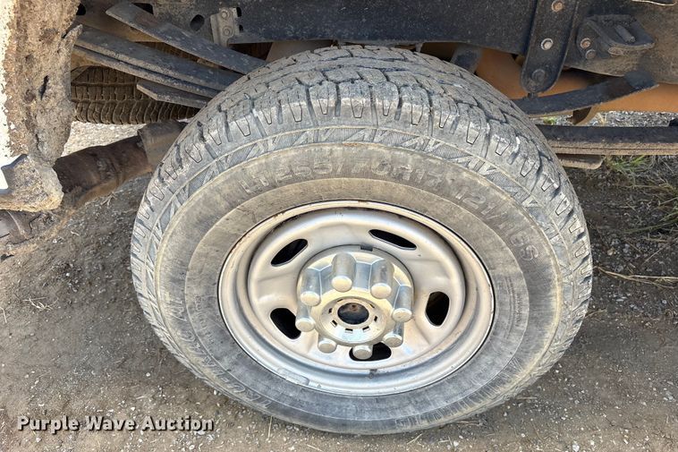 image for item EM0568 2019 Ford F250 Super Duty Crew Cab pickup truck