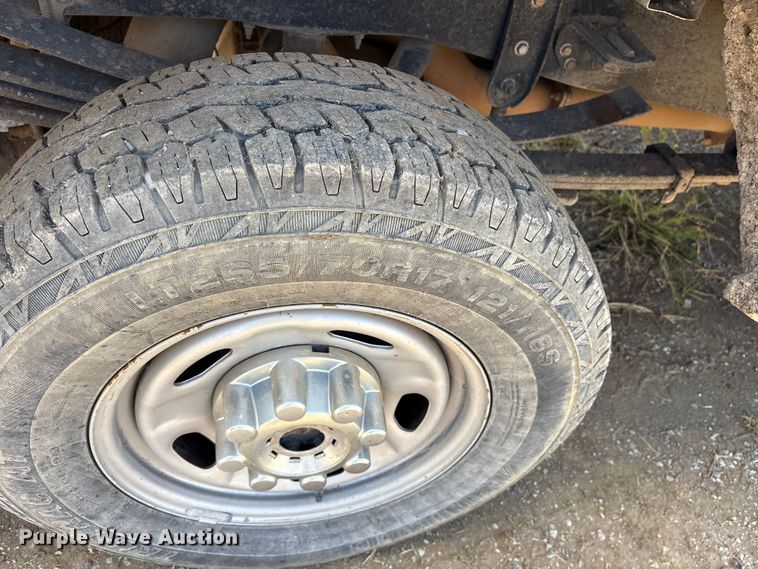 image for item EM0568 2019 Ford F250 Super Duty Crew Cab pickup truck