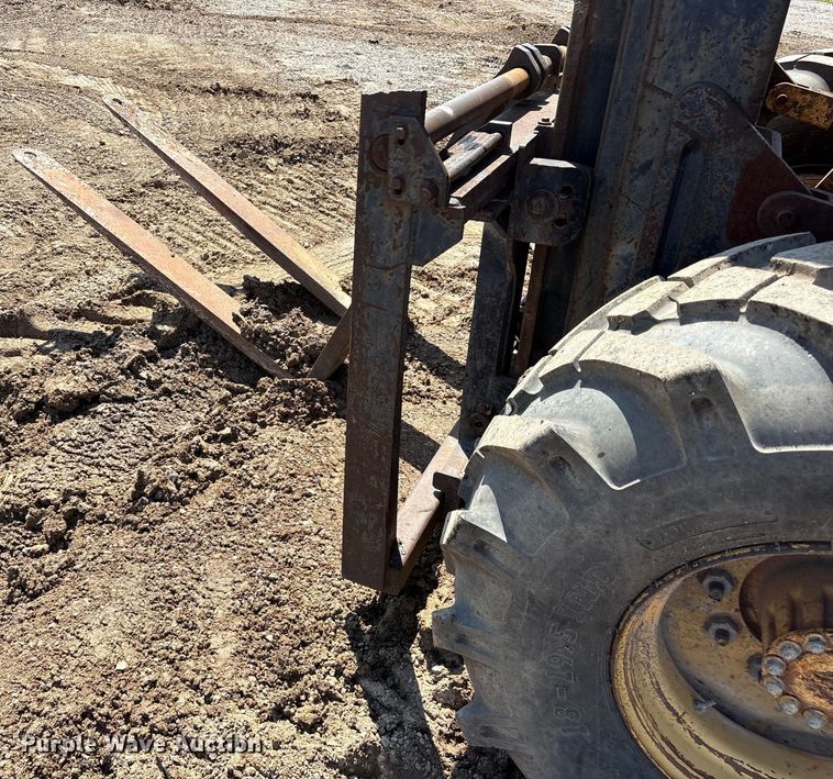 image for item EM0570 Caterpillar R80 forklift