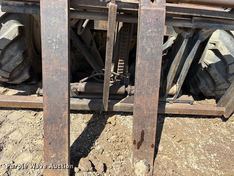 image for item EM0570 Caterpillar R80 forklift