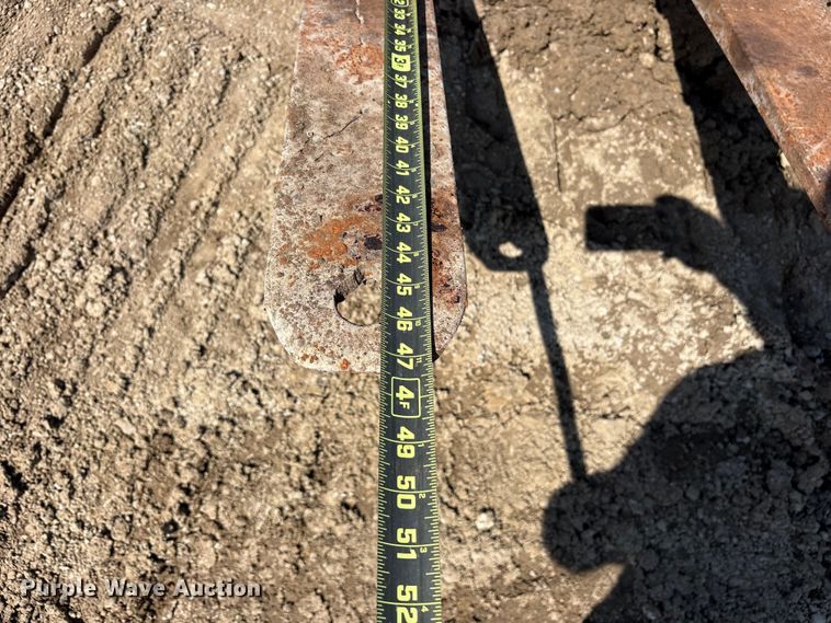 image for item EM0570 Caterpillar R80 forklift