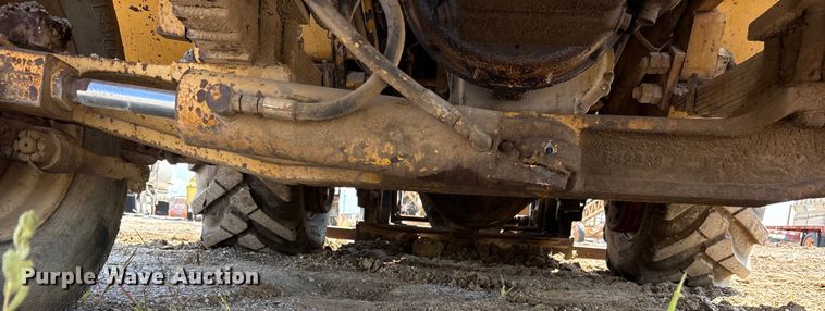 image for item EM0570 Caterpillar R80 forklift