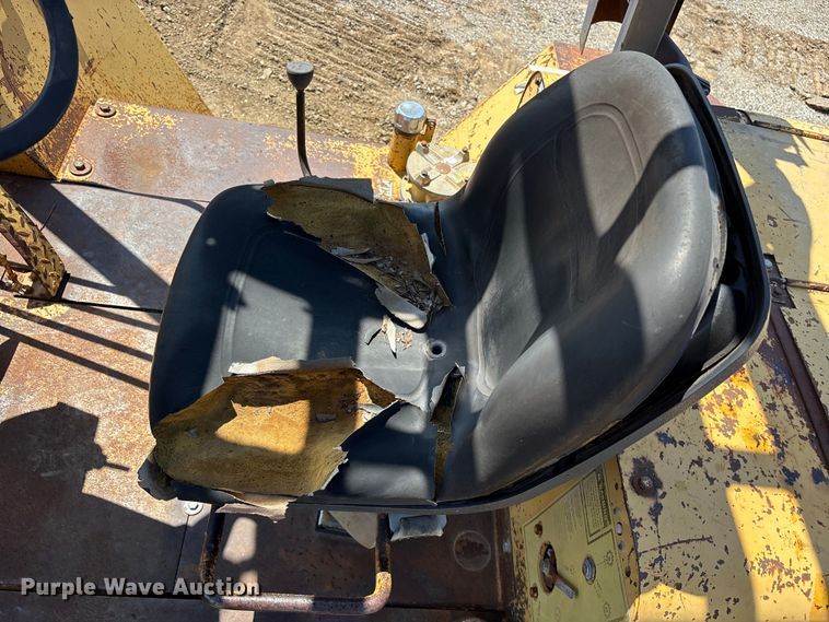 image for item EM0570 Caterpillar R80 forklift