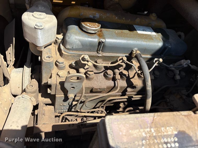 image for item EM0570 Caterpillar R80 forklift