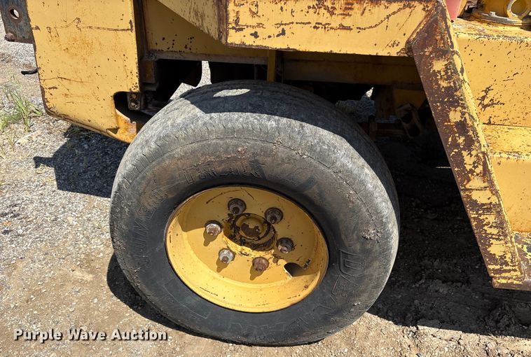 image for item EM0570 Caterpillar R80 forklift