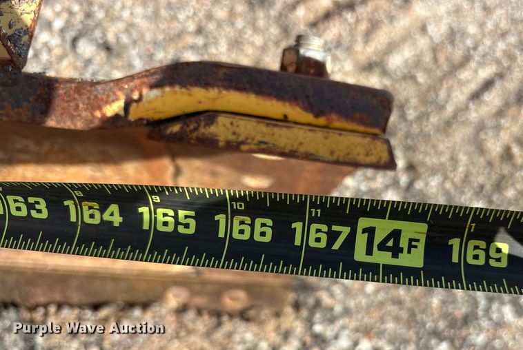 image for item EM0571 2007 Volvo G940 motor grader