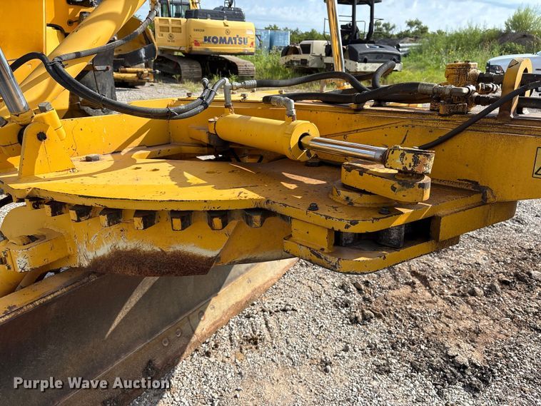 image for item EM0571 2007 Volvo G940 motor grader