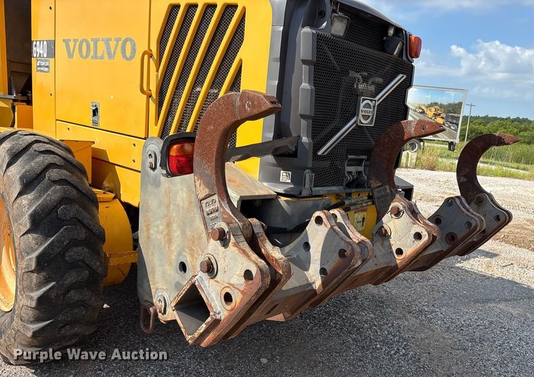 image for item EM0571 2007 Volvo G940 motor grader