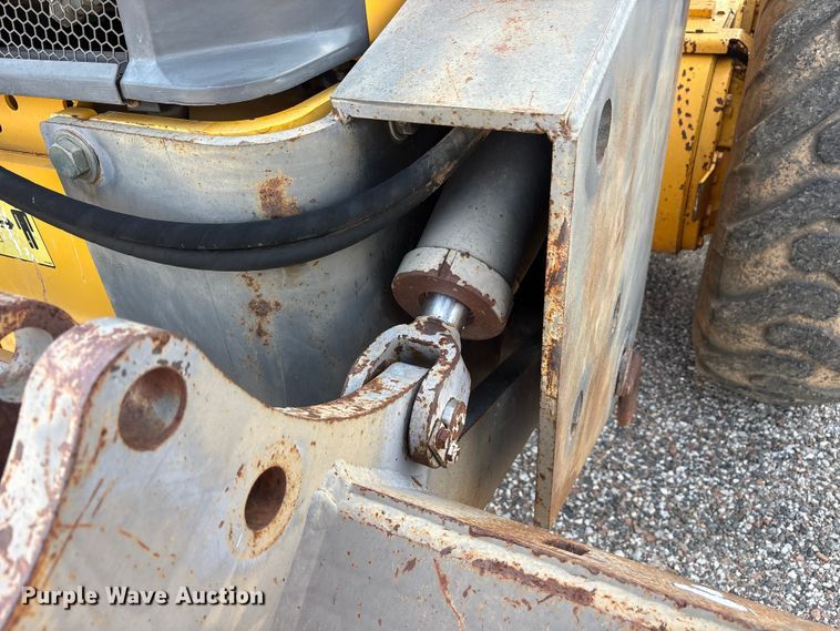 image for item EM0571 2007 Volvo G940 motor grader