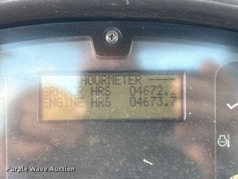 image for item EM0571 2007 Volvo G940 motor grader