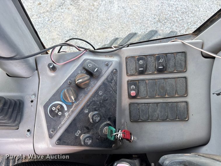 image for item EM0571 2007 Volvo G940 motor grader