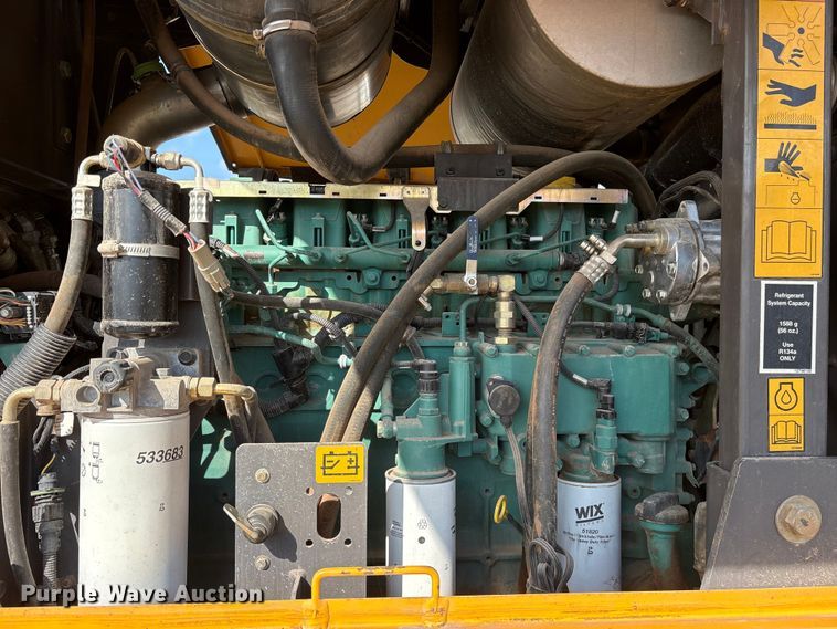 image for item EM0571 2007 Volvo G940 motor grader