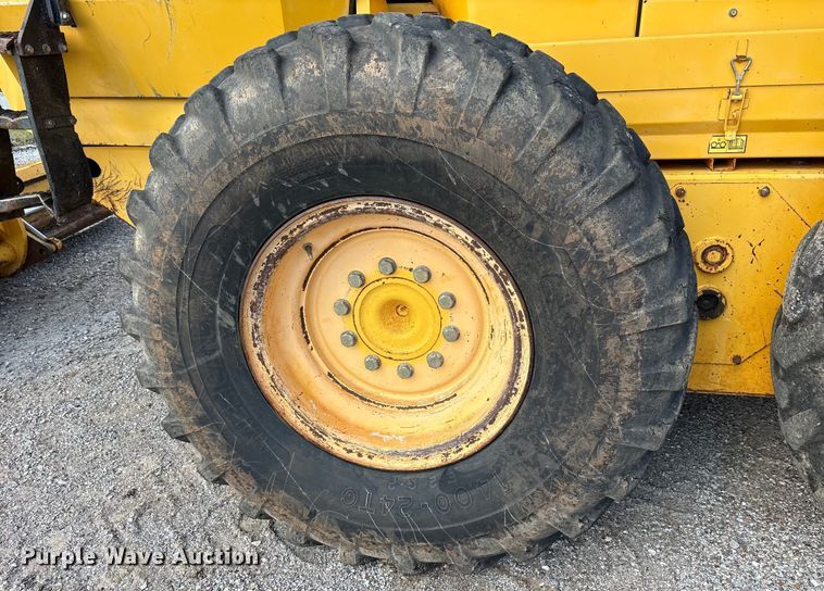 image for item EM0571 2007 Volvo G940 motor grader