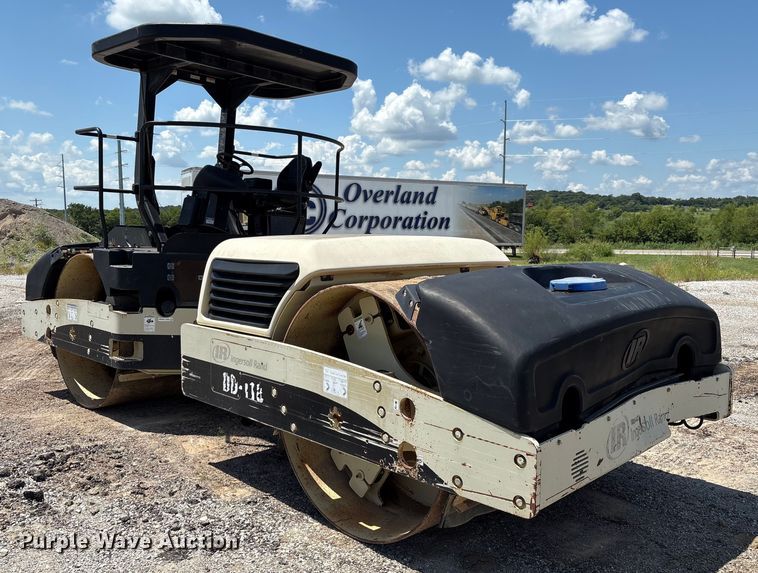 image for item EM0573 Ingersoll Rand DD118HF double drum vibratory roller