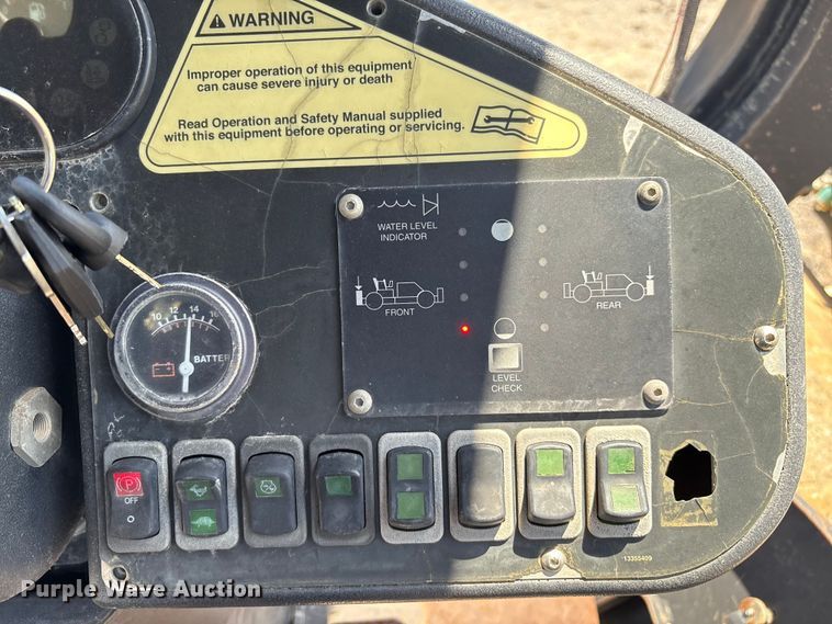 image for item EM0573 Ingersoll Rand DD118HF double drum vibratory roller