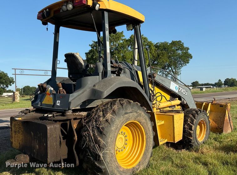 RETROEXCAVADORA 2009 JOHN DEERE 710J