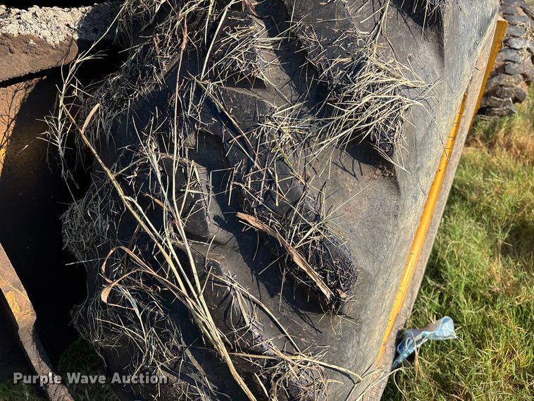 image for item EM0575 2009 John Deere 710J landscape tractor