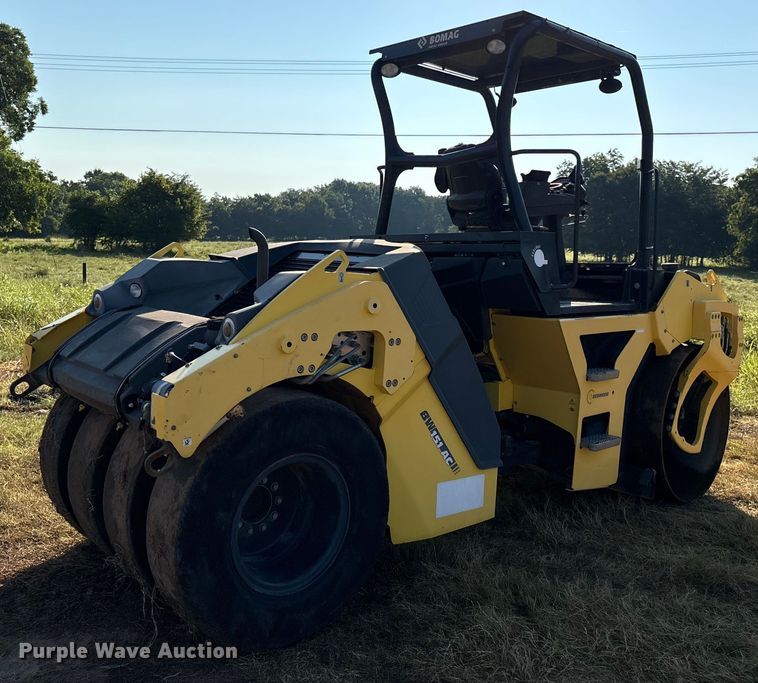 image for item EM0576 2016 Bomag BW151AC-5 combination roller