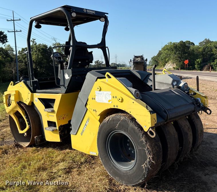 image for item EM0576 2016 Bomag BW151AC-5 combination roller
