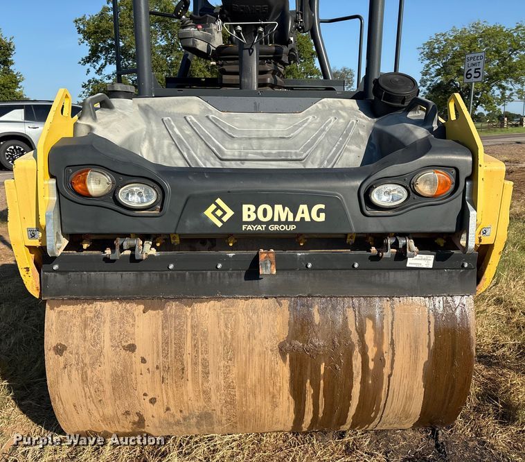 image for item EM0576 2016 Bomag BW151AC-5 combination roller