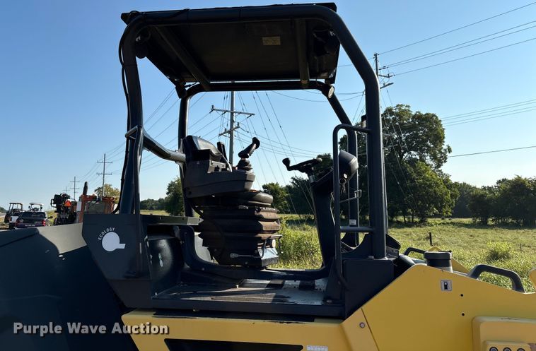 image for item EM0576 2016 Bomag BW151AC-5 combination roller