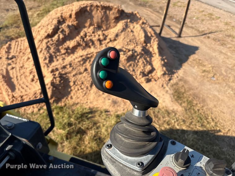 image for item EM0576 2016 Bomag BW151AC-5 combination roller