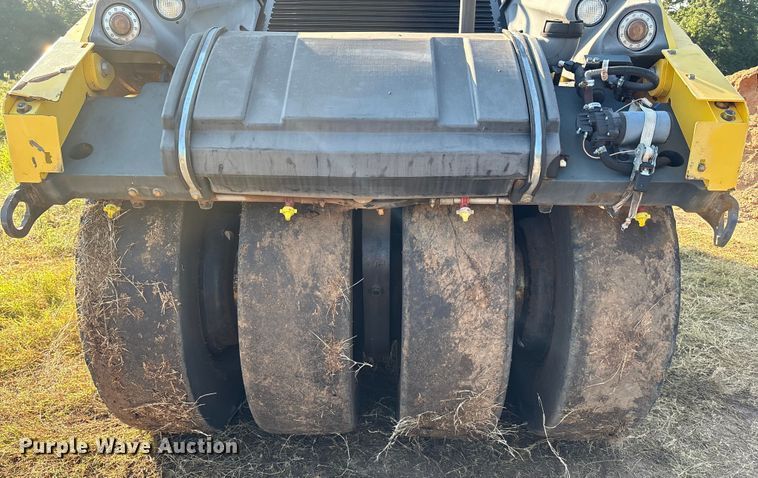 image for item EM0576 2016 Bomag BW151AC-5 combination roller