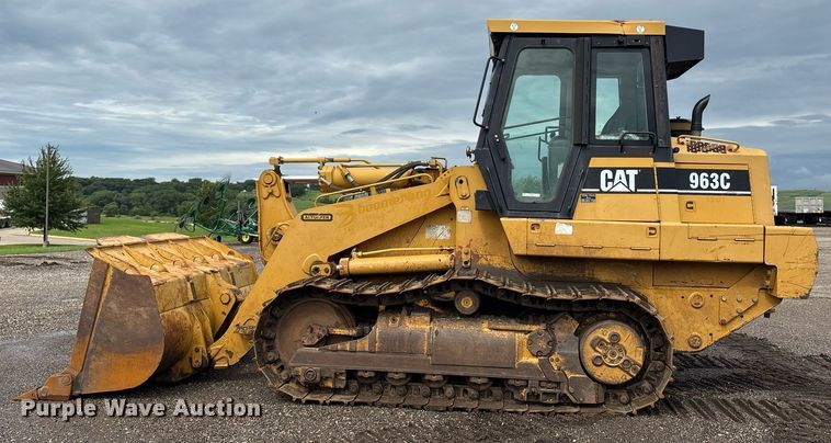 image for item EM2205 2004 Caterpillar  963C track loader