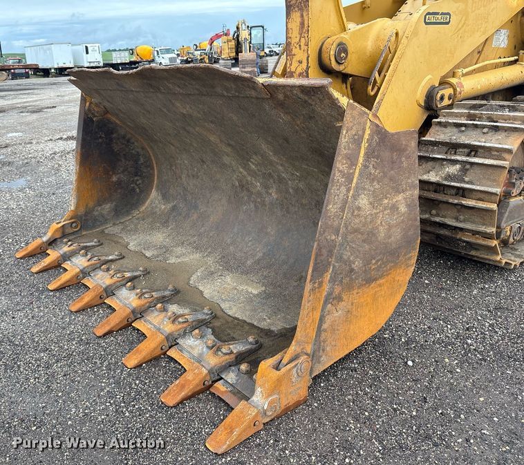 image for item EM2205 2004 Caterpillar  963C track loader