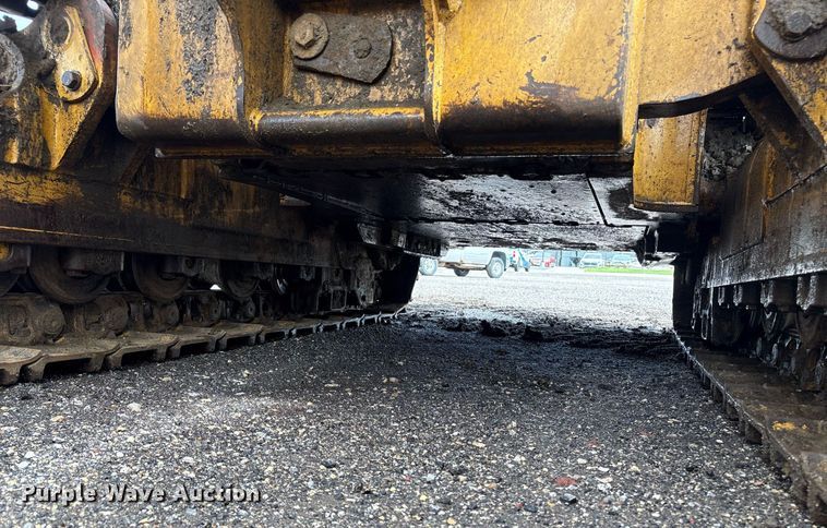 image for item EM2205 2004 Caterpillar  963C track loader