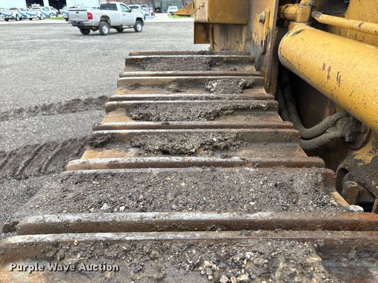 image for item EM2205 2004 Caterpillar  963C track loader