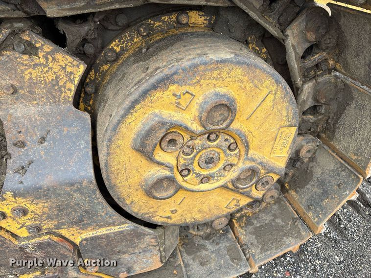 image for item EM2205 2004 Caterpillar  963C track loader