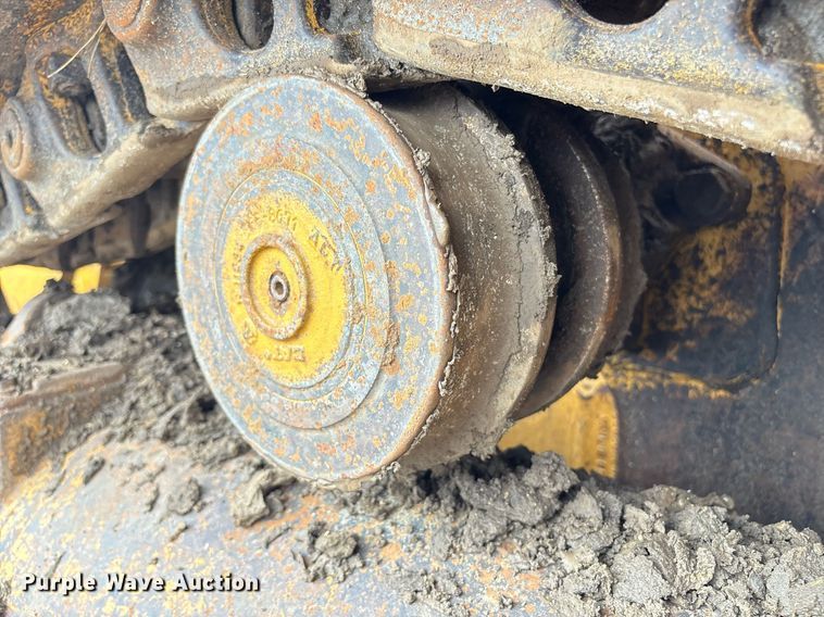 image for item EM2205 2004 Caterpillar  963C track loader