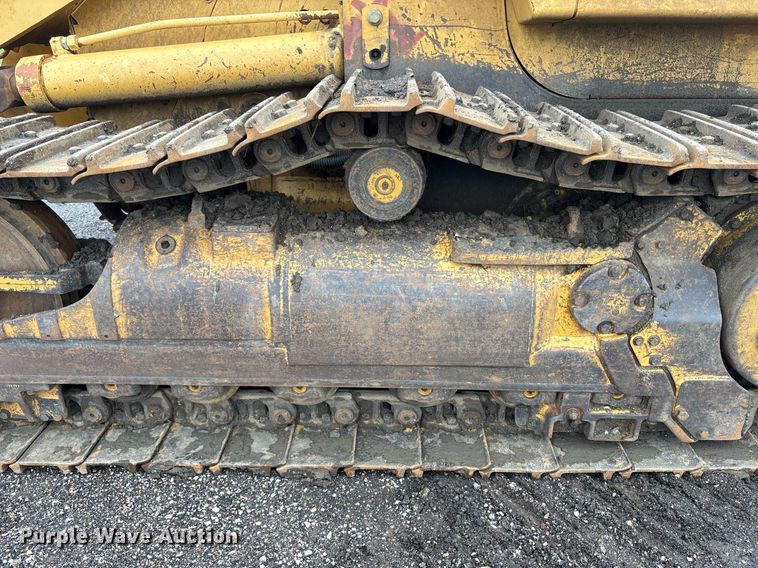 image for item EM2205 2004 Caterpillar  963C track loader
