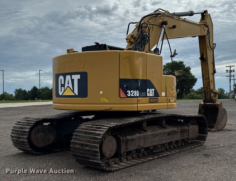 EXCAVADORA 2014 CATERPILLAR 328DLCR