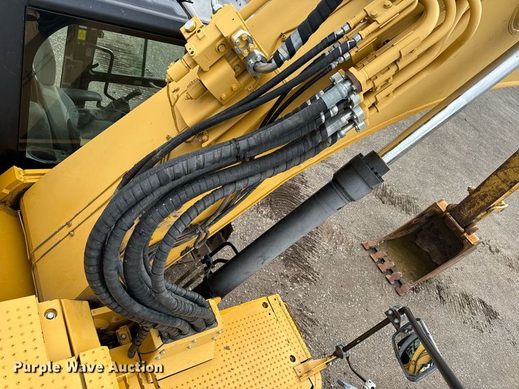image for item EM2209 2014 Caterpillar 328D LCR excavator