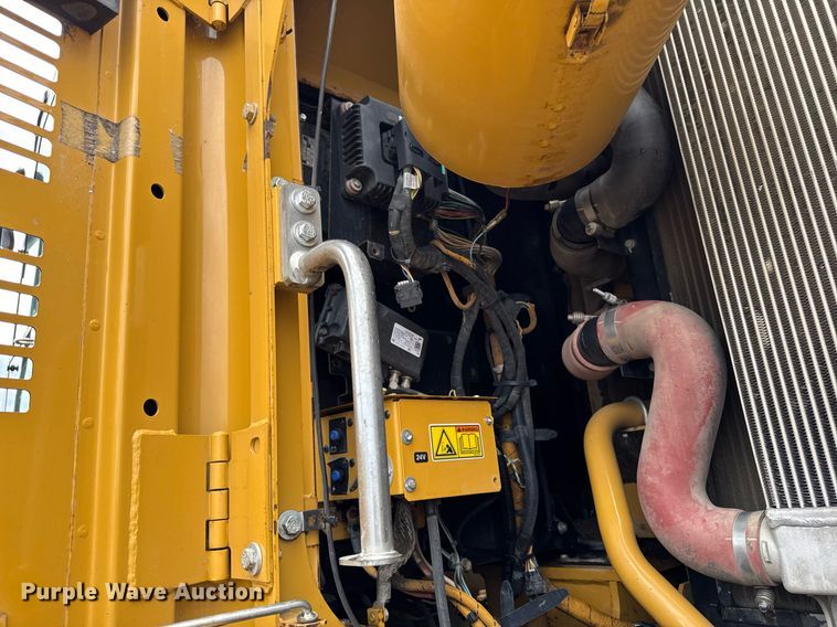 image for item EM2209 2014 Caterpillar 328D LCR excavator