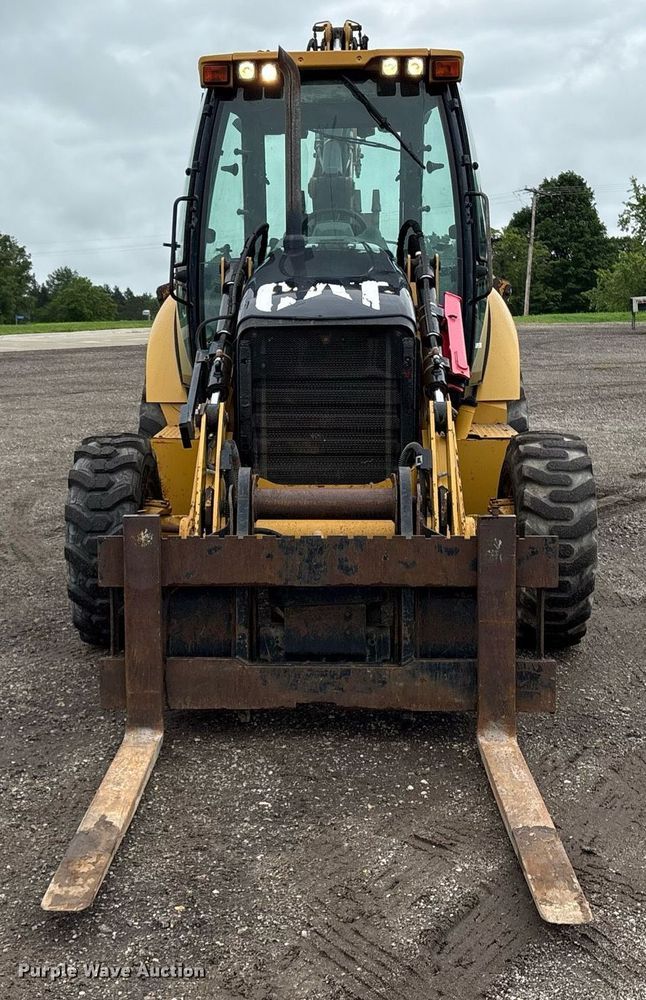 RETROEXCAVADORA 2010 CATERPILLAR 420E