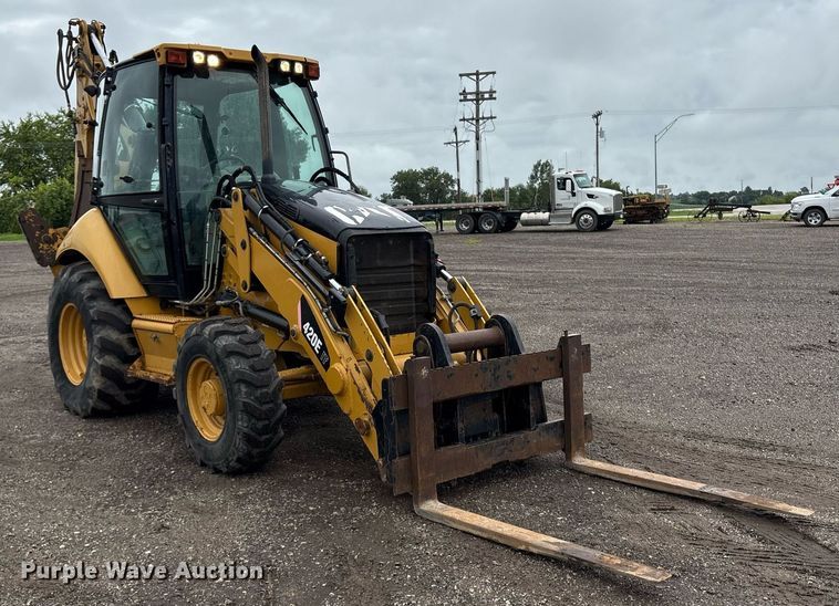 RETROEXCAVADORA 2010 CATERPILLAR 420E