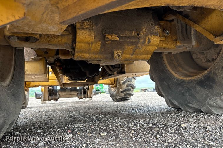 image for item EM2210 2010 Caterpillar 420E backhoe