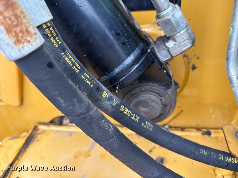image for item EM2210 2010 Caterpillar 420E backhoe