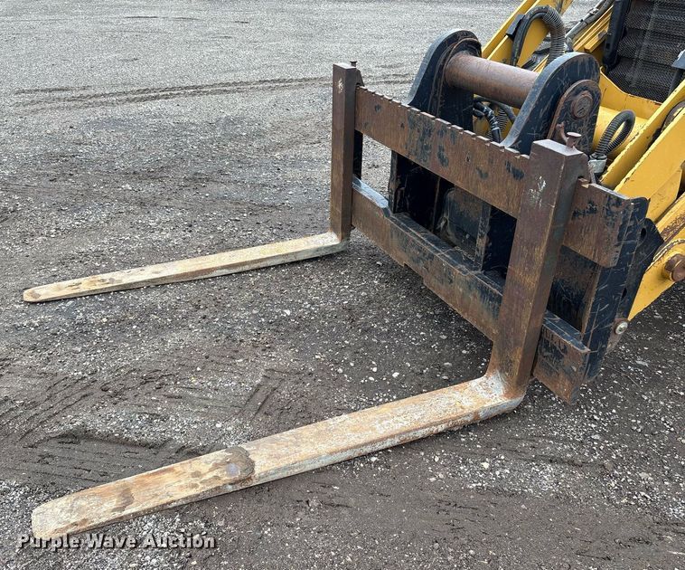 image for item EM2210 2010 Caterpillar 420E backhoe