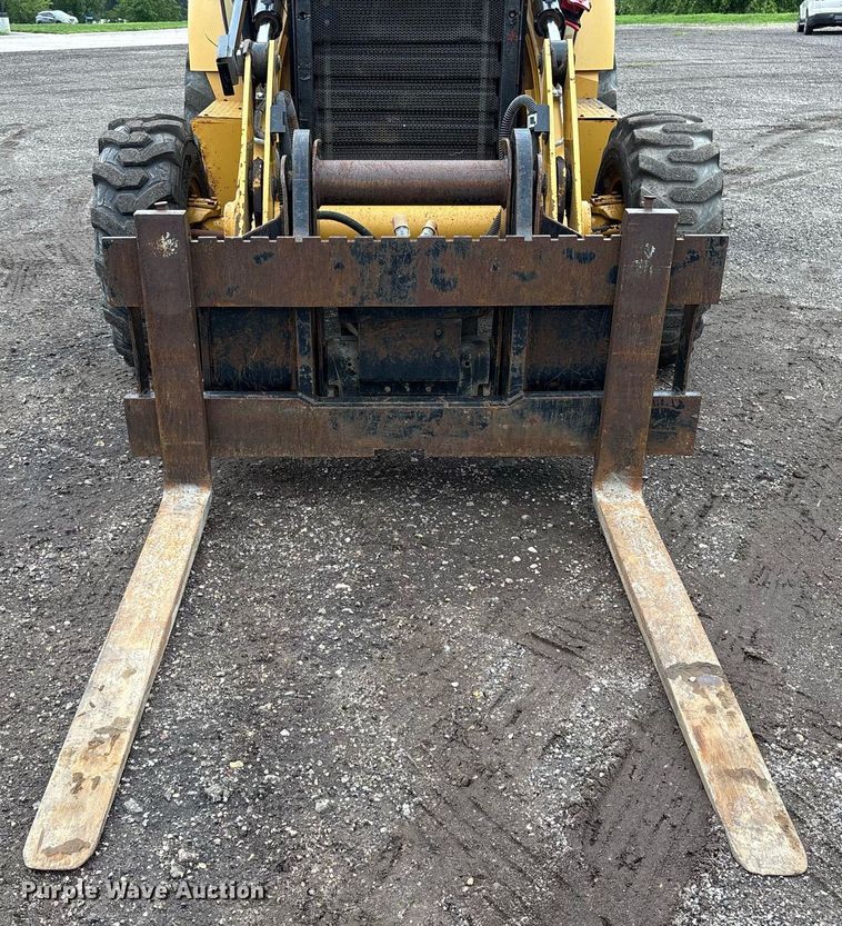 image for item EM2210 2010 Caterpillar 420E backhoe