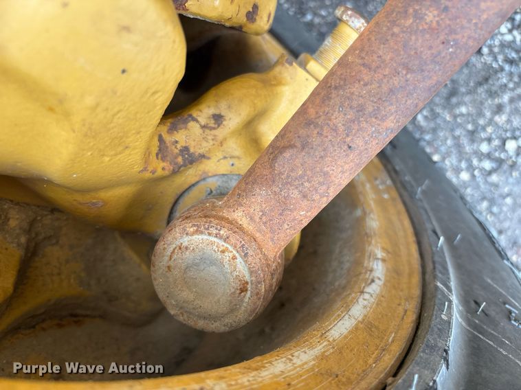 image for item EM2210 2010 Caterpillar 420E backhoe