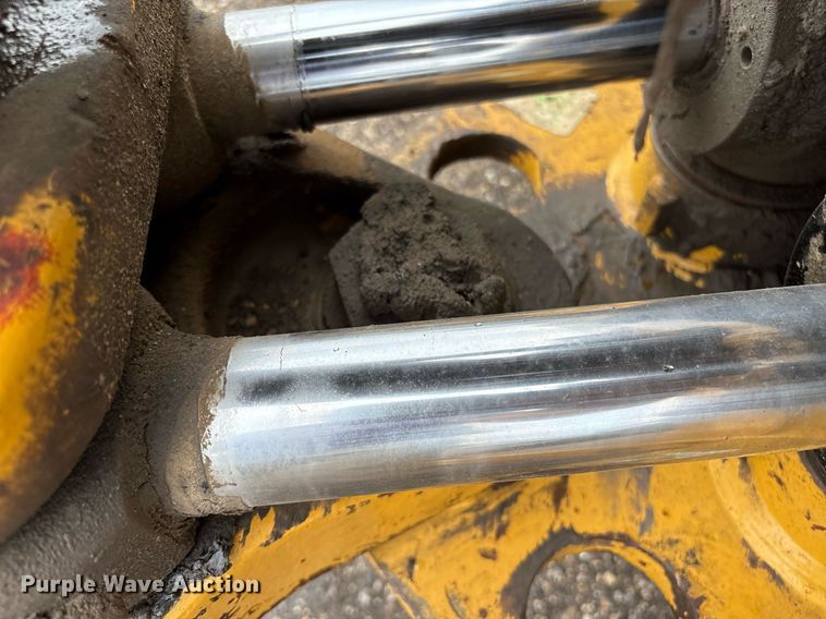 image for item EM2210 2010 Caterpillar 420E backhoe