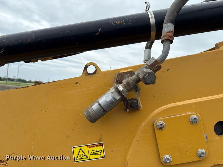 image for item EM2210 2010 Caterpillar 420E backhoe